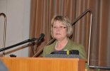 bei ihrem Vortrag 'Das neue Sächsische Naturschutzgesetz aus Sicht einer Unteren Naturschutzbehörde'.  | Foto: Franziska Heinitz